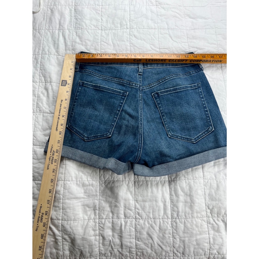 Old Navy High-Rise Wow Denim Shorts Medium Wash Cuffed Blue Size 4 Streetwear - Picture 3 of 5
